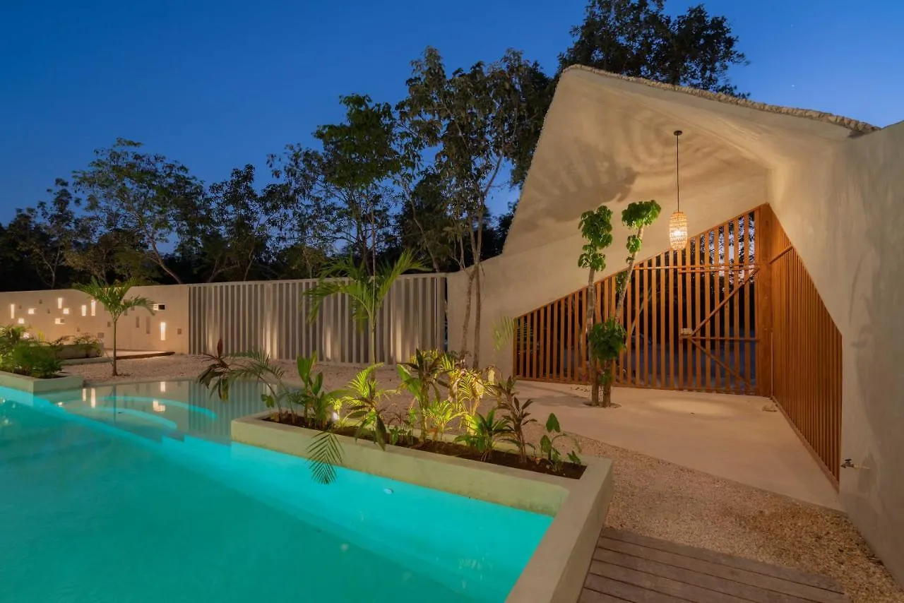 Kanah Tulum 0*,  Meksika